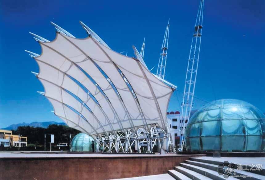 博尔塔拉蒙古自治州车棚膜结构网架